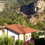 מלון Caria סאריגרמה