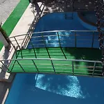 Caria מלון