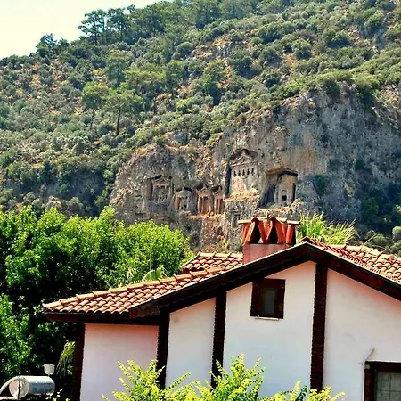 Caria Hotel