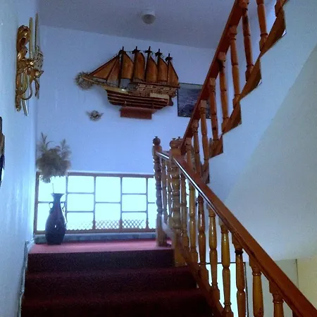 Caria Hotel 3*