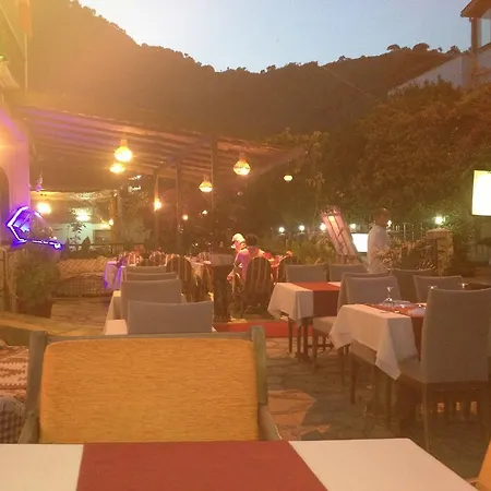 Caria Ξενοδοχείο 3*